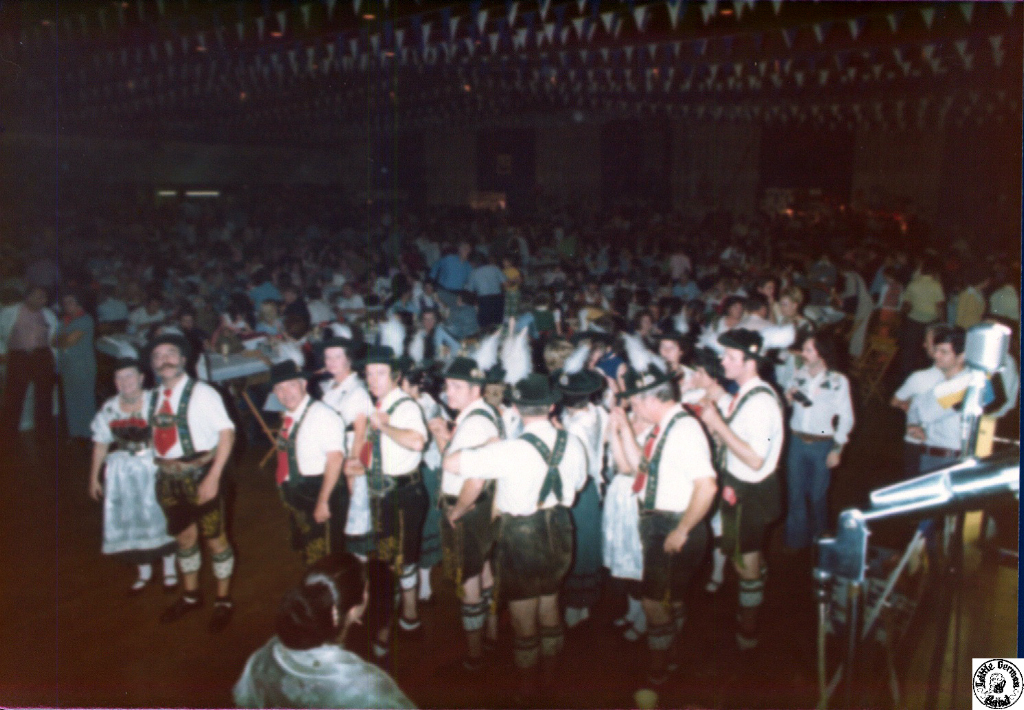 1975 10 12 10 Baltimore Oktoberfest.jpg